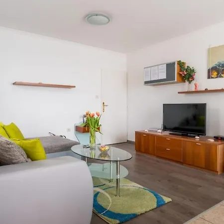 Apartment Lora - Two-bedroom With Terrace And Sea View Dubrovnik