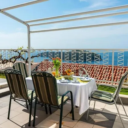 Lora - Two-bedroom With Terrace And Sea View
