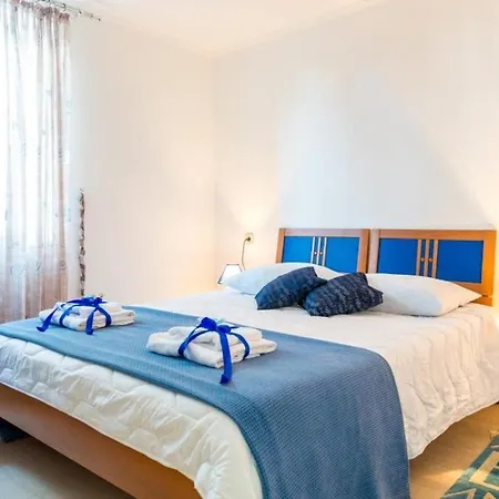 Lora - Two-bedroom With Terrace And Sea View * Ragusa